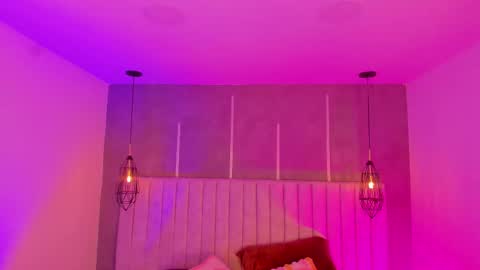 Manuela online show from 09.19.25