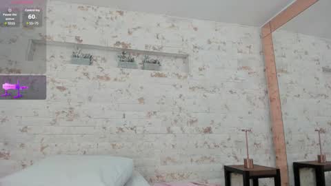 Snapshot of pamela_west chatting on 02.15.25 Pamela West online show from 02.15.25