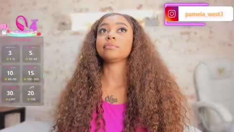 Snapshot of pamela_west chatting on 12.01.25 Pamela West online show from 12.01.25