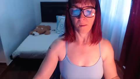 Snapshot of pamelaa_jagger chatting on 10.26.25 Pamela Jagger online show from 10.26.25