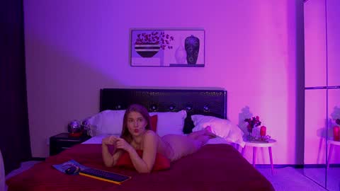 Pamela Blair online show from 02.01.25