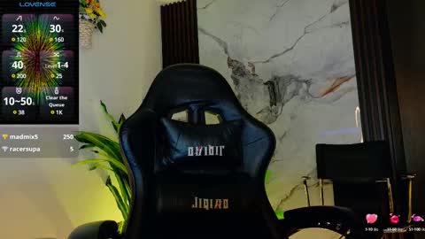 Paola online show from 03.01.25