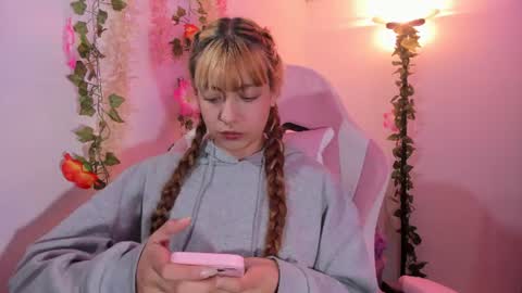 Snapshot of pamelajhonsom chatting on 06.16.26 pamelajhonsom online show from 06.16.26