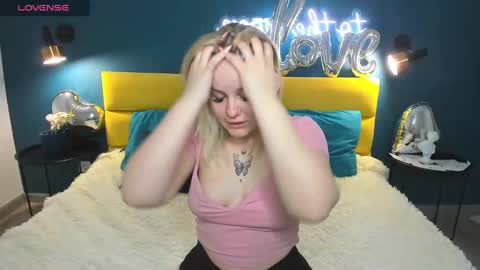 Pamella online show from 02.17.25