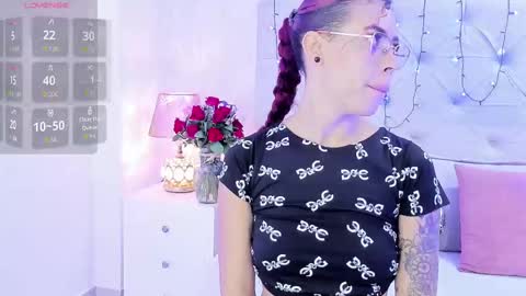 TELL ME PAMELLA AND GIVE ME A GOOD GRADE ITS IMPORTANT online show from 09.23.25