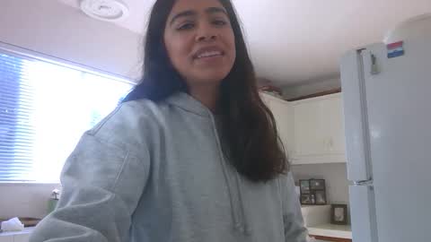 Snapshot of pancakepeachez chatting on 12.04.24 PancakePeachez online show from 12.04.24