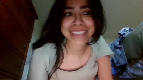 Snapshot of pancakepeachez chatting on 03.12.25 PancakePeachez online show from 03.12.25