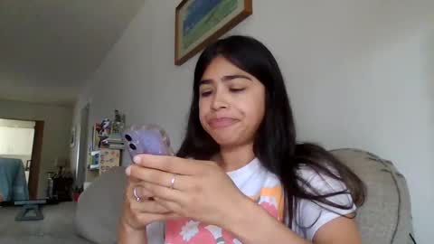 Snapshot of pancakepeachez chatting on 09.08.25 PancakePeachez online show from 09.08.25