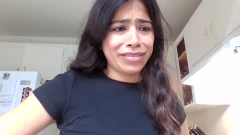 Snapshot of pancakepeachez chatting on 09.24.25 PancakePeachez online show from 09.24.25