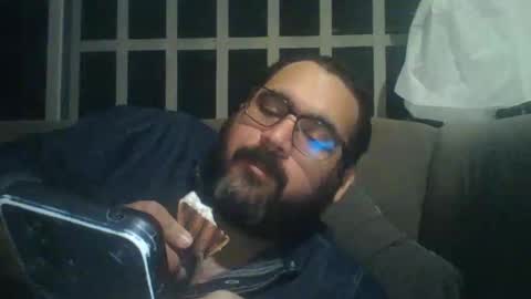 Snapshot of pandaguiar77 chatting on 11.01.25 pandaguiar77 online show from 11.01.25