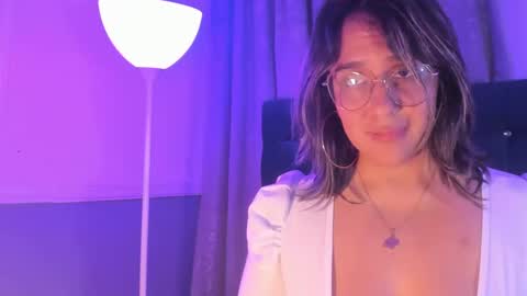 Snapshot of pandoracherry chatting on 02.04.25 Pandora online show from 02.04.25