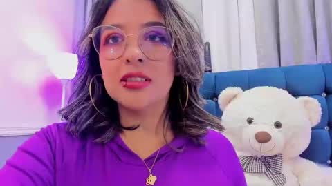 Snapshot of pandoracherry chatting on 02.13.25 Pandora online show from 02.13.25