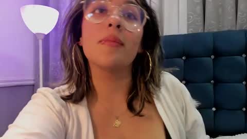 Snapshot of pandoracherry chatting on 02.17.25 Pandora online show from 02.17.25