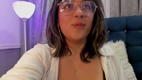 Snapshot of pandoracherry chatting on 02.17.25 Pandora online show from 02.17.25