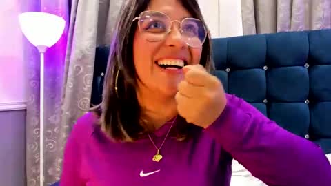 Snapshot of pandoracherry chatting on 02.21.25 Pandora online show from 02.21.25