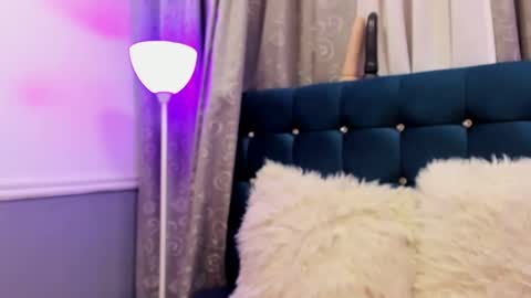 Snapshot of pandoracherry chatting on 02.23.25 Pandora online show from 02.23.25