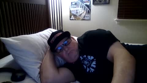 panos online show from 04.19.26