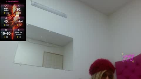 Snapshot of pantera_white chatting on 06.12.26 pantera_white online show from 06.12.26