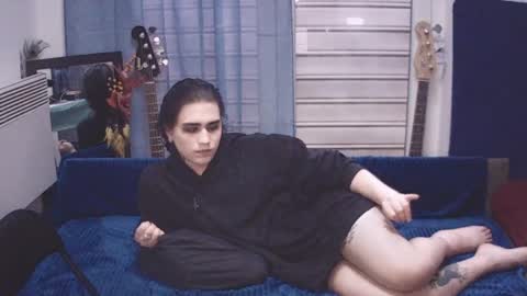 In bio online show from 05.09.26