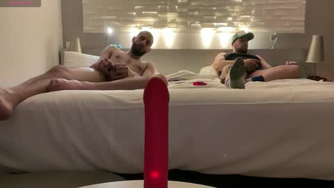 PantsLessTraveler online show from 01.08.26