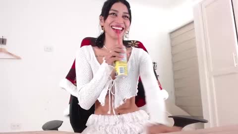 Snapshot of pao_thebigclit chatting on 01.04.25 Paolita online show from 01.04.25