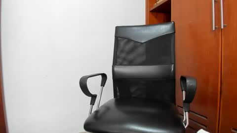 paoguerrax354 online show from 02.15.25