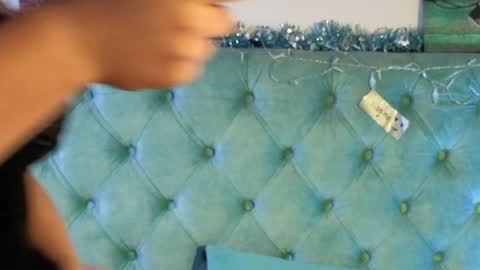 Paola Lyon online show from 01.08.26