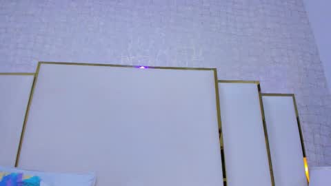 Paola  online show from 11.27.25