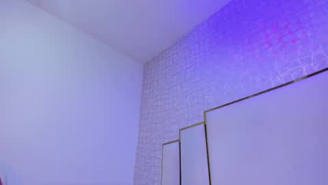 Paola  online show from 02.15.26