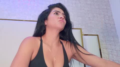 Snapshot of paolaa_rodriguez chatting on 07.18.26 Paola online show from 07.18.26