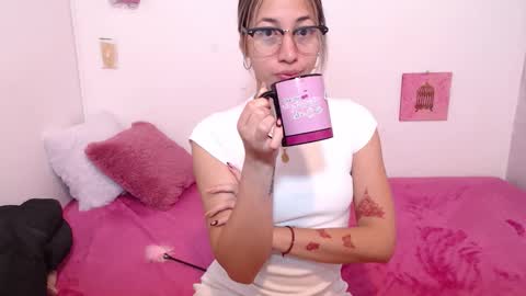 Snapshot of paolabotero chatting on 10.01.25 Paola online show from 10.01.25