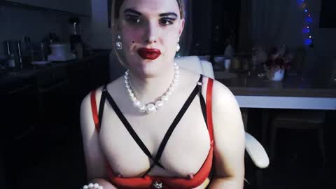 Snapshot of paoladoll chatting on 12.19.24 Sarina Williams online show from 12.19.24