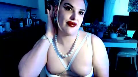 Snapshot of paoladoll chatting on 06.07.26 Sarina Williams online show from 06.07.26