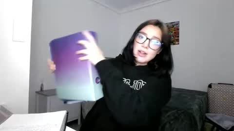 Paola Hard online show from 11.25.25