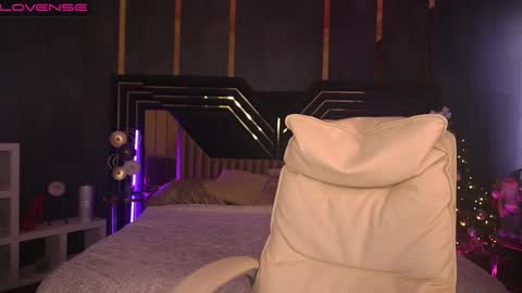 Lia online show from 01.06.25