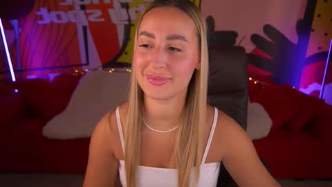 Lia online show from 09.15.25