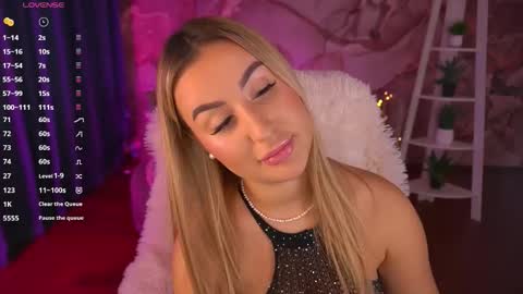 Lia online show from 12.03.25