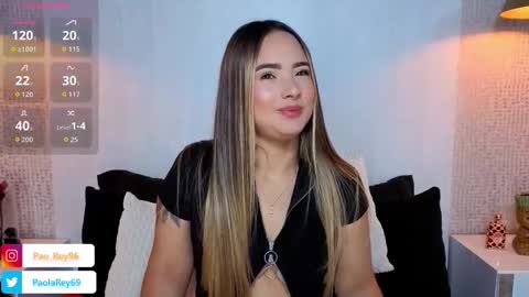 paolarey_ online show from 02.21.26