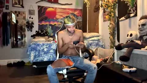 papian0 online show from 10.15.25