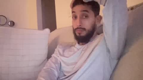 papicubano_guapo23cm online show from 11.04.25