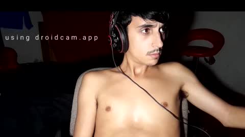 Snapshot of papito20cm chatting on 03.01.25 Lau online show from 03.01.25