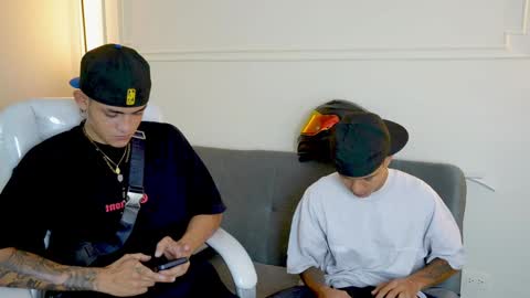 Snapshot of paradise_boy_s chatting on 01.25.25 Ryan And Casper online show from 01.25.25