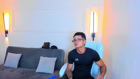 Ryan And Casper online show from 12.20.25