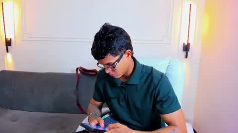 Snapshot of paradise_boy_s chatting on 06.08.26 Ryan And Casper online show from 06.08.26