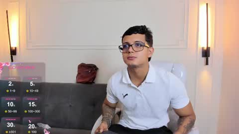 Snapshot of paradise_boy_s chatting on 06.18.26 Ryan And Casper online show from 06.18.26