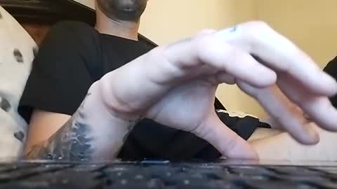 Snapshot of parejasexy02 chatting on 02.20.25 SEXYHOT19 online show from 02.20.25