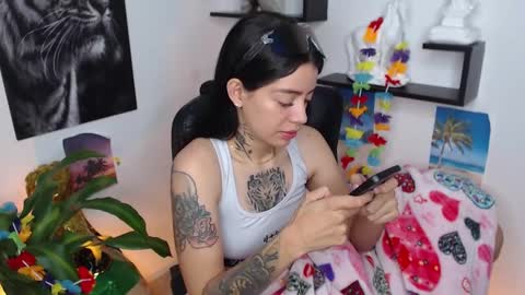 Paris D angelo online show from 01.16.25