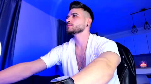 Paris online show from 12.30.24