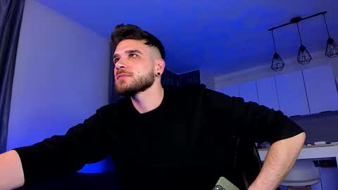 Paris online show from 02.07.26