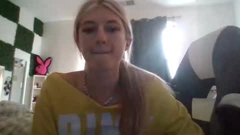 parisbaby2000 online show from 02.25.26